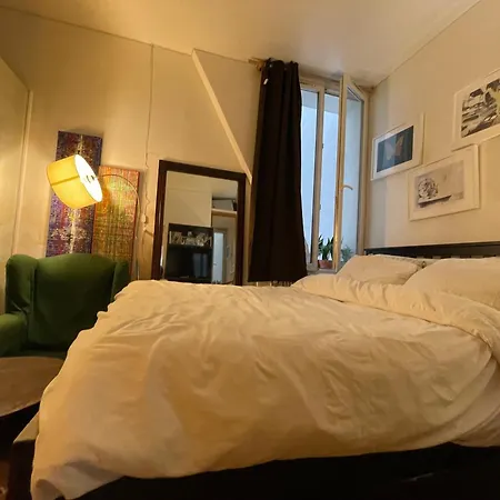Appartement Paris דירה *