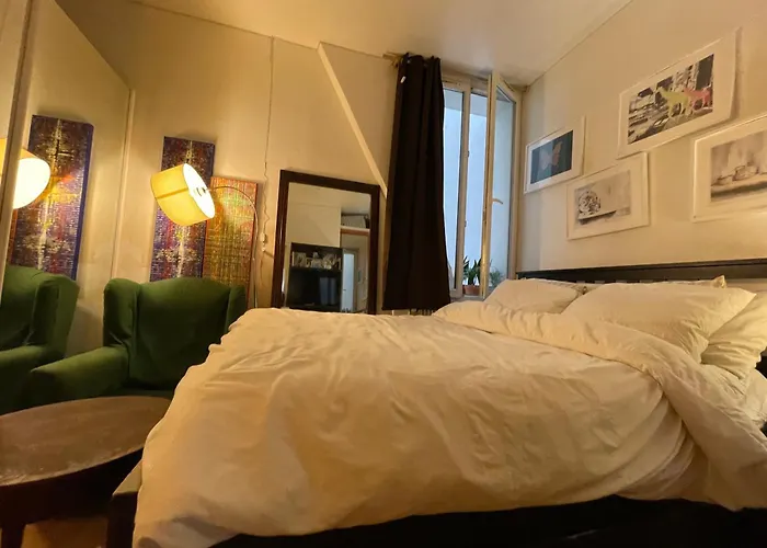 Appartement Paris Апартаменты *